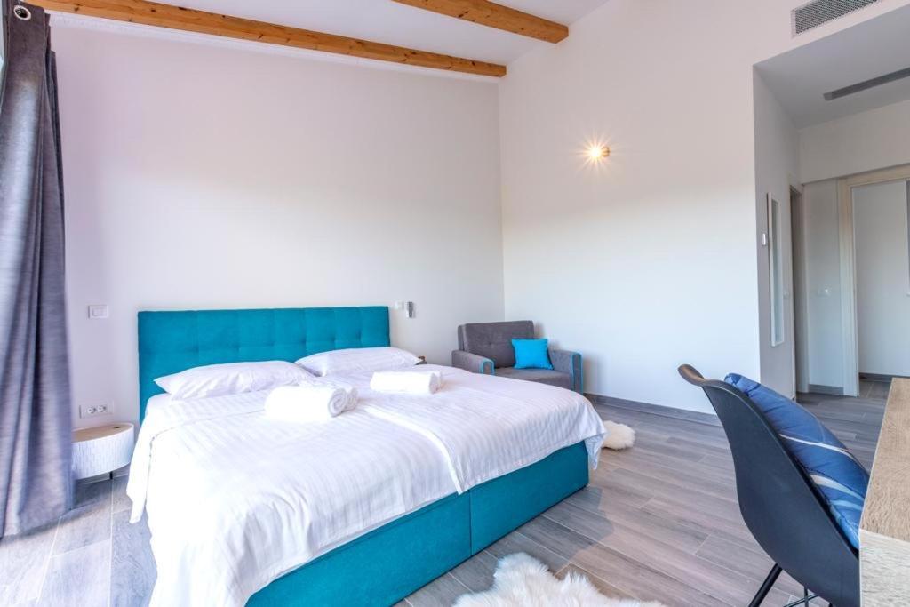 La Finca Olivetree Katuni Εξωτερικό φωτογραφία